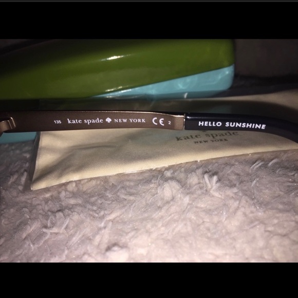 New Kate Spade Sunglasses with Case & Cloth - Picture 8 of 8